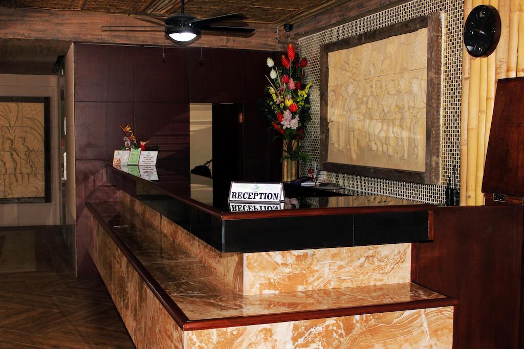 Score Birds Hotel Angeles Bagian luar foto
