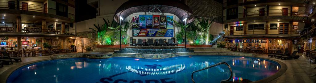Score Birds Hotel Angeles Bagian luar foto