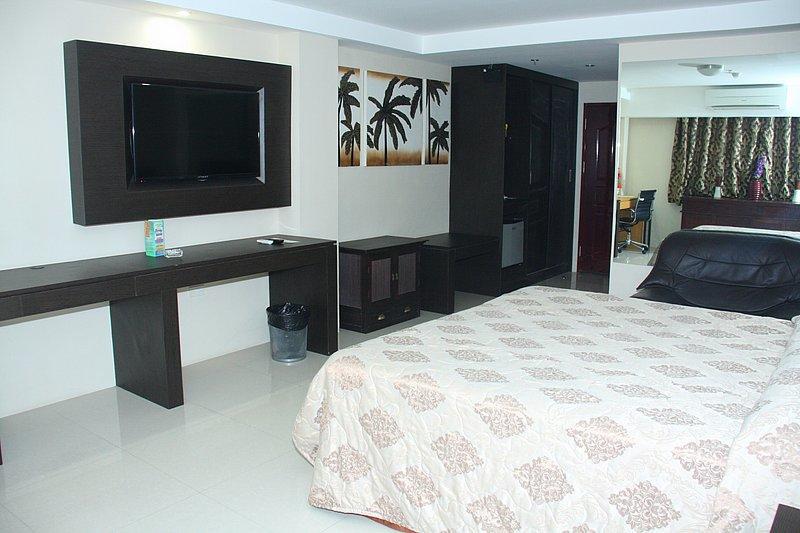 Score Birds Hotel Angeles Bagian luar foto
