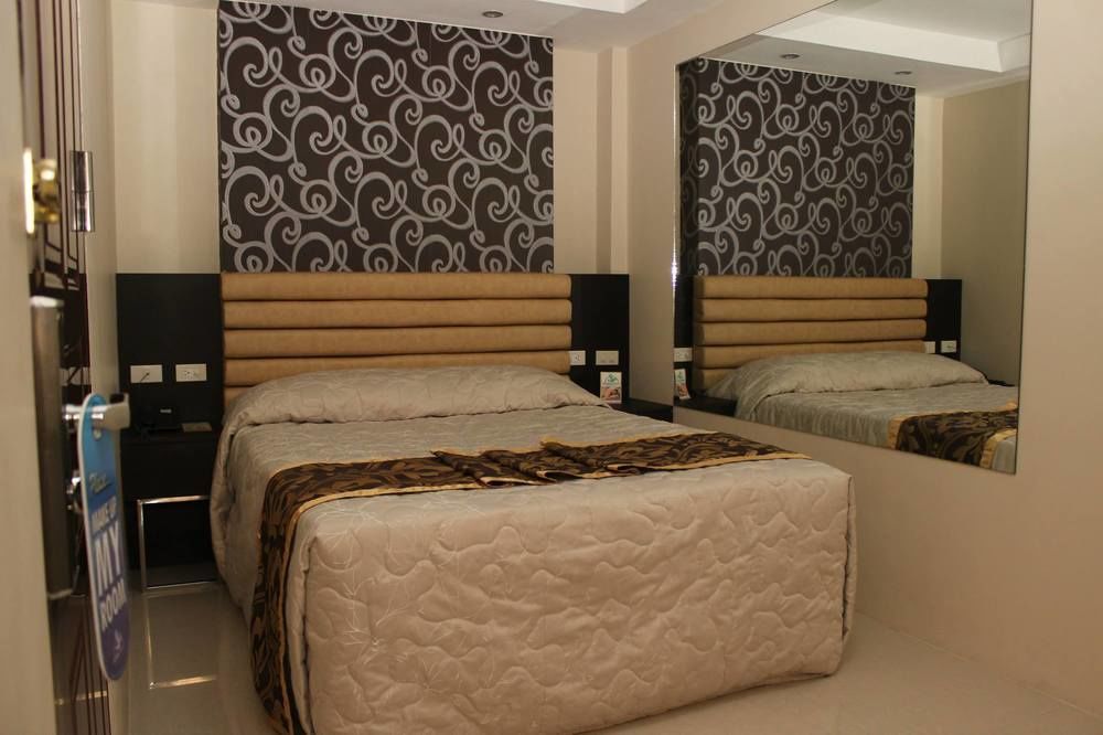 Score Birds Hotel Angeles Bagian luar foto