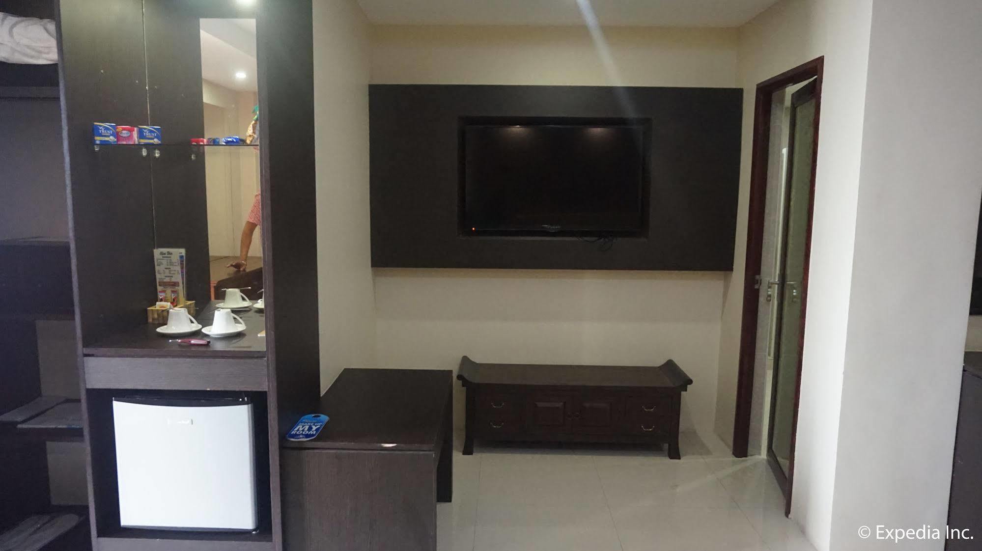 Score Birds Hotel Angeles Bagian luar foto