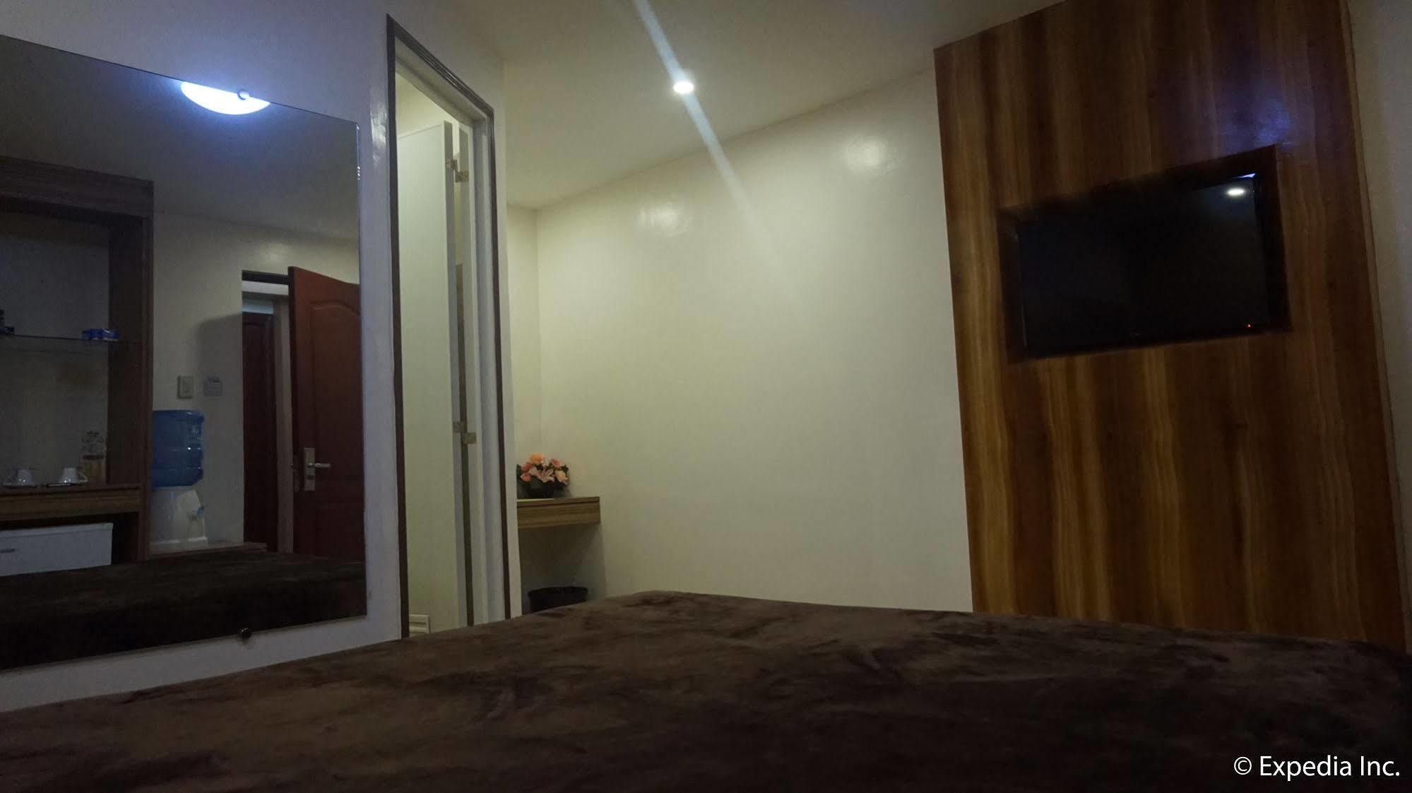 Score Birds Hotel Angeles Bagian luar foto